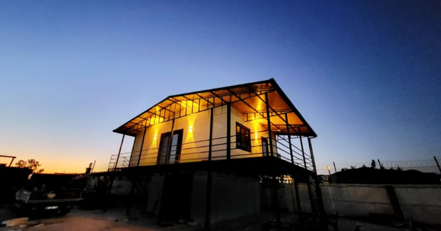 63 m2 Balkonlu Verandalı Çelik Ev